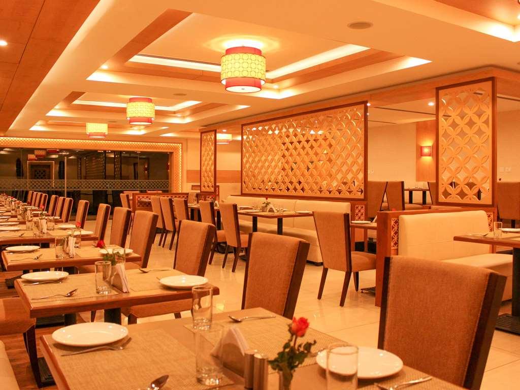 Quality Inn Viha Кумбаконам Ресторан фото